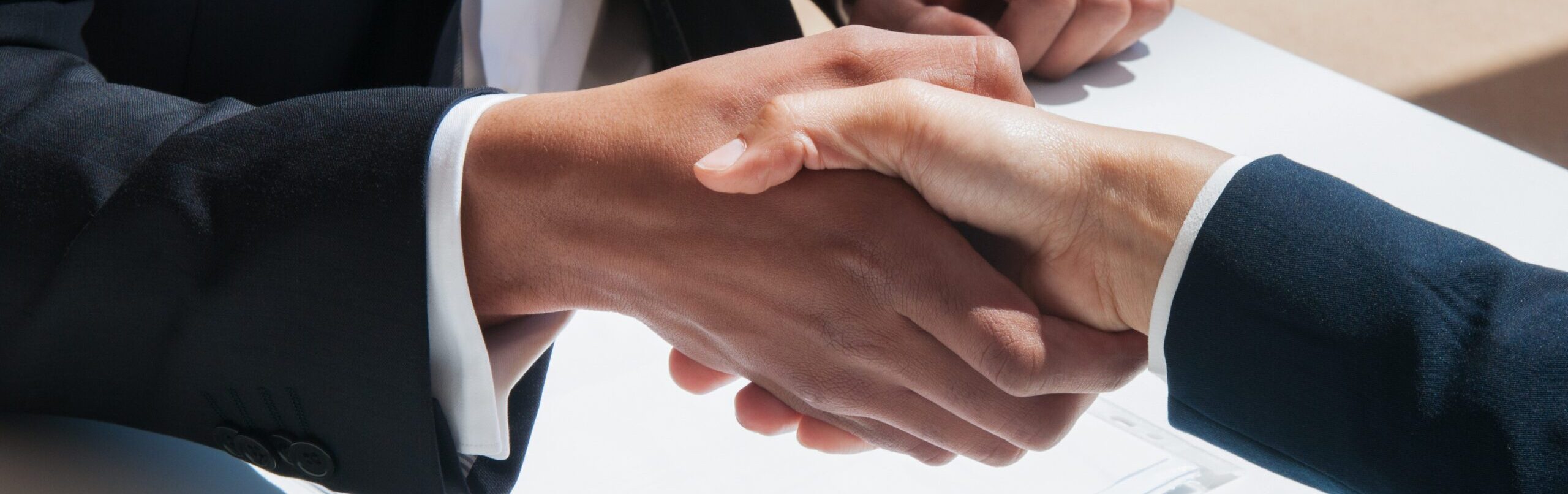Je eerste werknemer aannemen: administratieve checklist